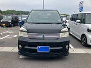2005 TOYOTA VOXY