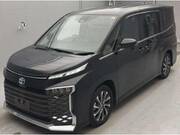 2022 TOYOTA VOXY
