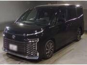 2022 TOYOTA VOXY