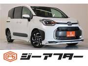 2023 TOYOTA SIENTA