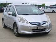 2011 HONDA FIT HYBRID