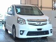 2011 TOYOTA NOAH SI