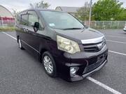 2012 TOYOTA NOAH SI RAYISH
