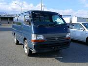 2004 TOYOTA HIACE VAN