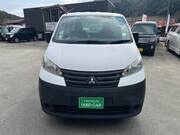 2019 MITSUBISHI DELICA VAN