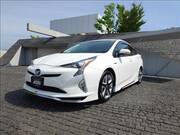 2018 TOYOTA PRIUS S