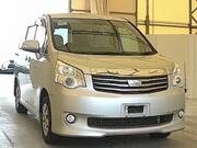 2011 TOYOTA NOAH X SMART EDITION