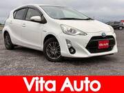 2015 TOYOTA AQUA