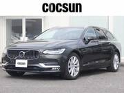 2019 VOLVO V90
