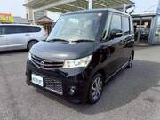 2013 NISSAN ROOX