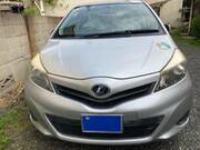 2011 TOYOTA VITZ F