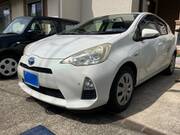2013 TOYOTA AQUA