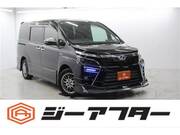 2018 TOYOTA VOXY