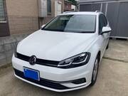 2018 VOLKSWAGEN GOLF VARIANT