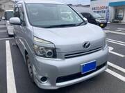 2007 TOYOTA VOXY