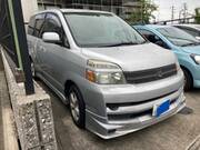 2005 TOYOTA VOXY X