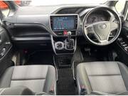 2018 TOYOTA VOXY