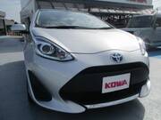 2020 TOYOTA AQUA