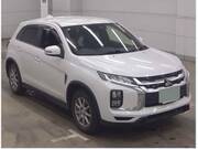 2020 MITSUBISHI RVR