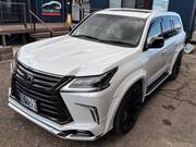 2019 LEXUS LX