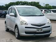 2010 TOYOTA RACTIS X