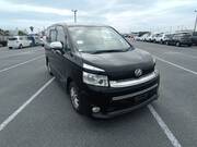 2009 TOYOTA VOXY
