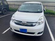 2013 TOYOTA ISIS G