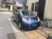 2005 TOYOTA ISIS L