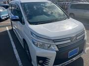 2015 TOYOTA VOXY