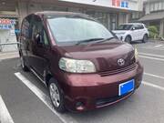2010 TOYOTA PORTE