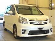 2011 TOYOTA NOAH SI