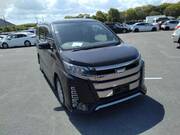 2019 TOYOTA NOAH SI