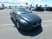 2014 VOLVO V40