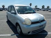2004 TOYOTA SIENTA G
