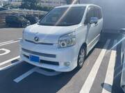 2009 TOYOTA VOXY