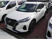 2023 NISSAN KICKS