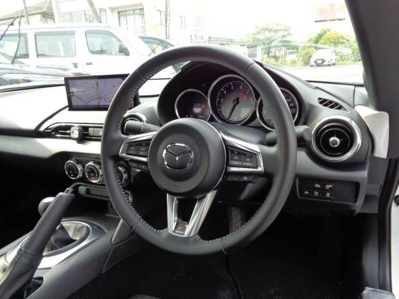 MAZDA ROADSTER