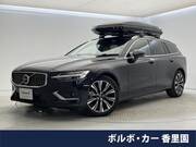 2023 VOLVO V60