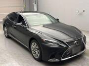 2019 LEXUS LS