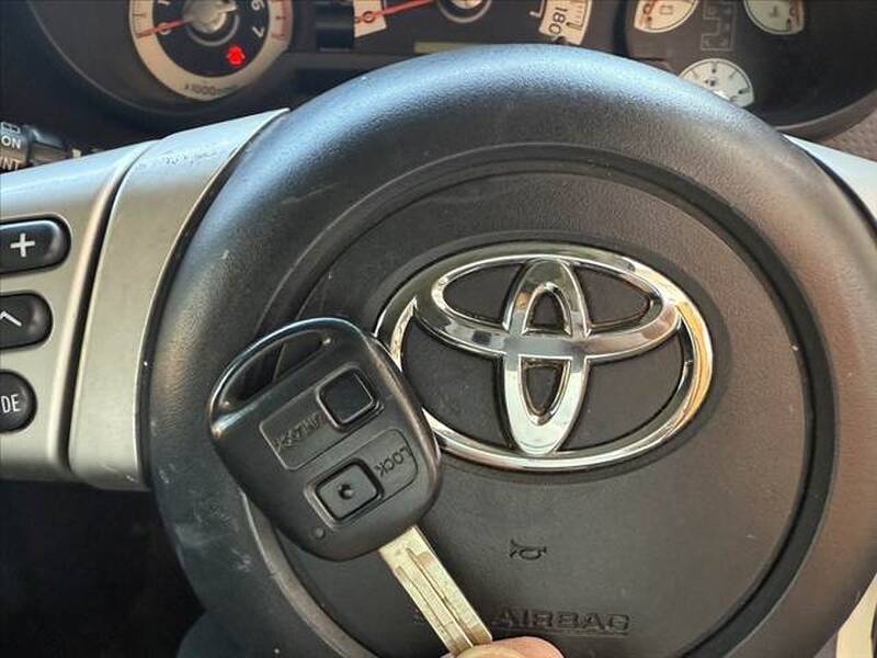 TOYOTA FJ CRUISER