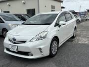2011 TOYOTA PRIUS ALPHA