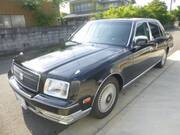 2003 TOYOTA CENTURY