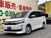 2017 TOYOTA VOXY