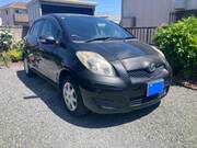 2010 TOYOTA VITZ F