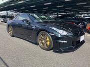 2024 NISSAN GT-R