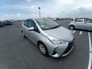 2019 TOYOTA VITZ F