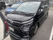 2019 TOYOTA VOXY