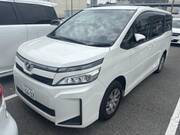 2018 TOYOTA VOXY