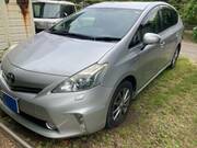 2012 TOYOTA PRIUS ALPHA S