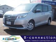 2015 TOYOTA NOAH X